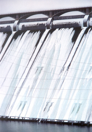 102. Frozen Grand Coulee Dam, Vertical